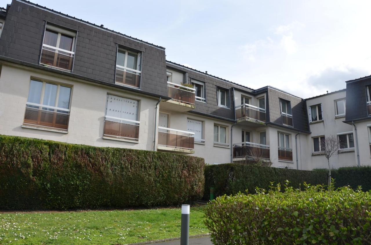 Tres Beau Studio Proche De Disneyland Et De Paris Apartman Ozoir-la-Ferrière Kültér fotó